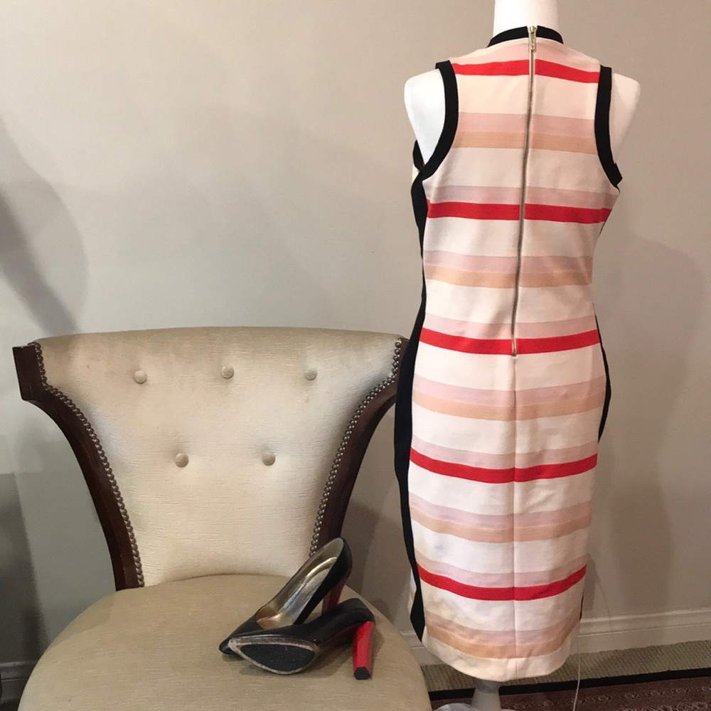 Nicole Miller Dress. - Picture 4 of 9